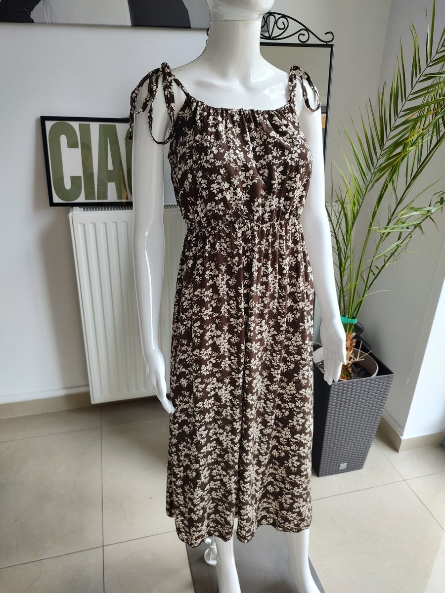 Wiskozowa sukienka midi w kwiatki - brązowy One size