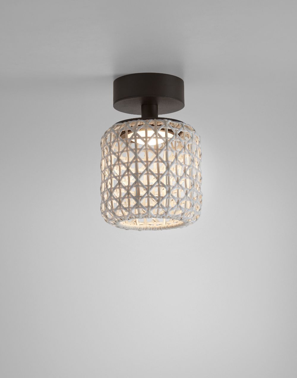 Lampy Bover Beżowa wisząca lampa sufitowa Nans PF/16 Outdoor o klasie szczelności IP54