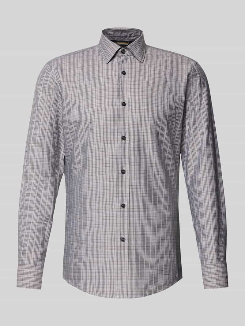 Koszula casualowa o kroju slim fit z kołnierzykiem typu kent model ‘HANK’