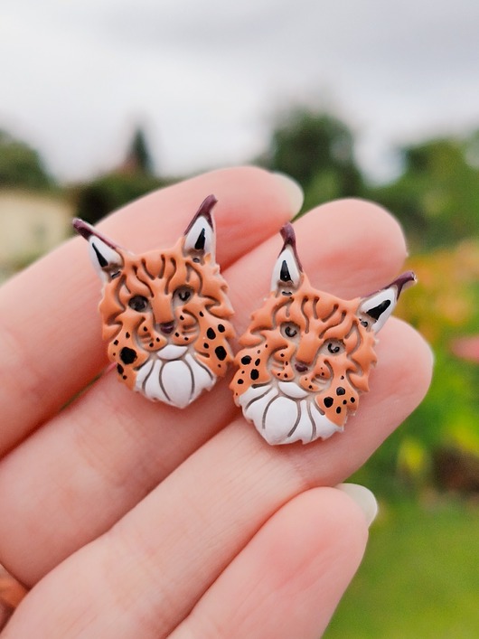 Kolczyki rysie, biżuteria z rysiem, lekkie kolczyki kotami, prezent, boho