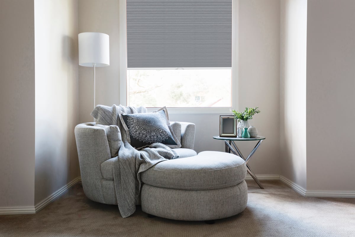 Roleta plisowana Plaster Miodu Srebro 76 x 220 cm szaro-niebieska