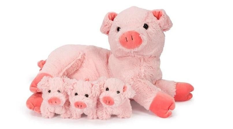 Mama świnka z 3 młodymi świnkami