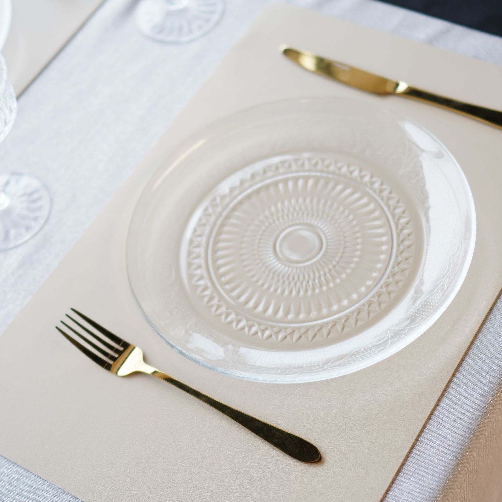 Kremowa Podkładka Pod Talerze 45x30 SKINNY