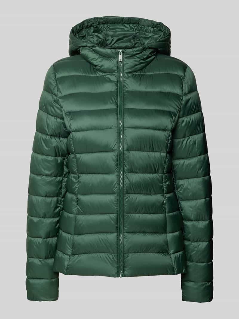 Kurtka pikowana z kapturem