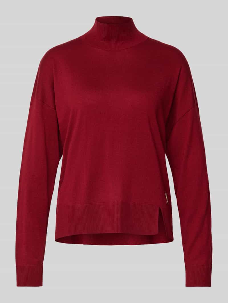 Sweter z dzianiny ze stójką