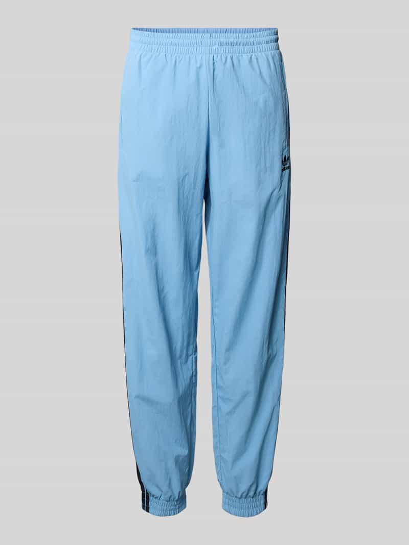 Spodnie dresowe o kroju regular fit z wyhaftowanym logo model ‘FIREBIRD’