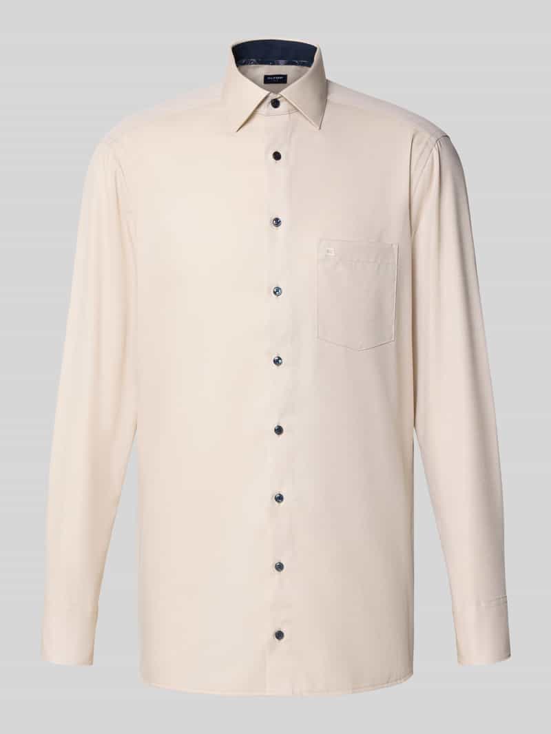 Koszula biznesowa o kroju modern fit z listwą guzikową