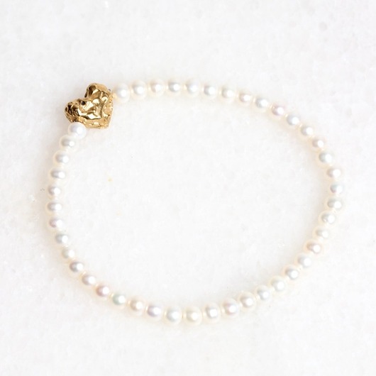 Bransoletka z perłami i złotym serduszkiem Organica