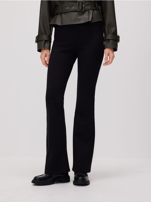 Reserved - Spodnie flare z wiskozą - czarny
