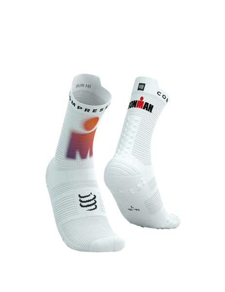 COMPRESSPORT Skarpetki do biegania wysokie PRORACING SOCKS V4 RUN HIGH IRONMAN 2025 white/sunset