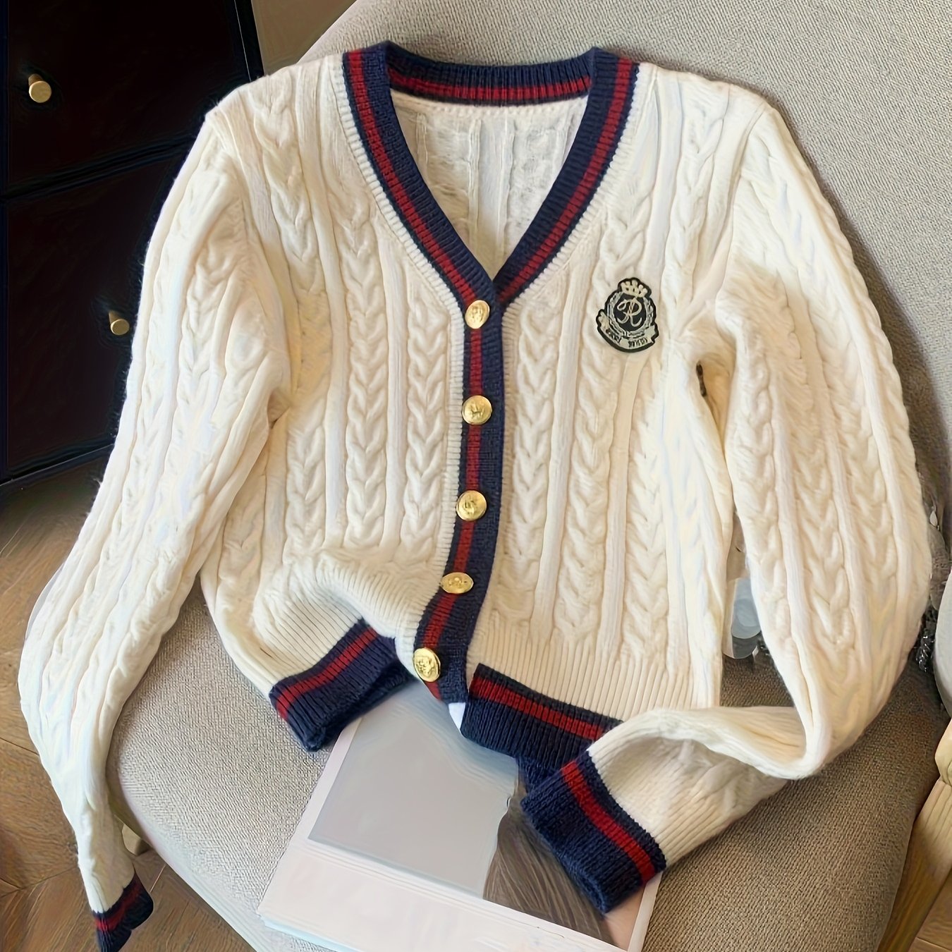 TEMU DP051960 Elegancki Kardigan w Stylu Preppy dla Kobiet z Dekoltem V - Sweter na Guziki o Kontrastowych Kolorach, Długie Rękawy i Żebrowane