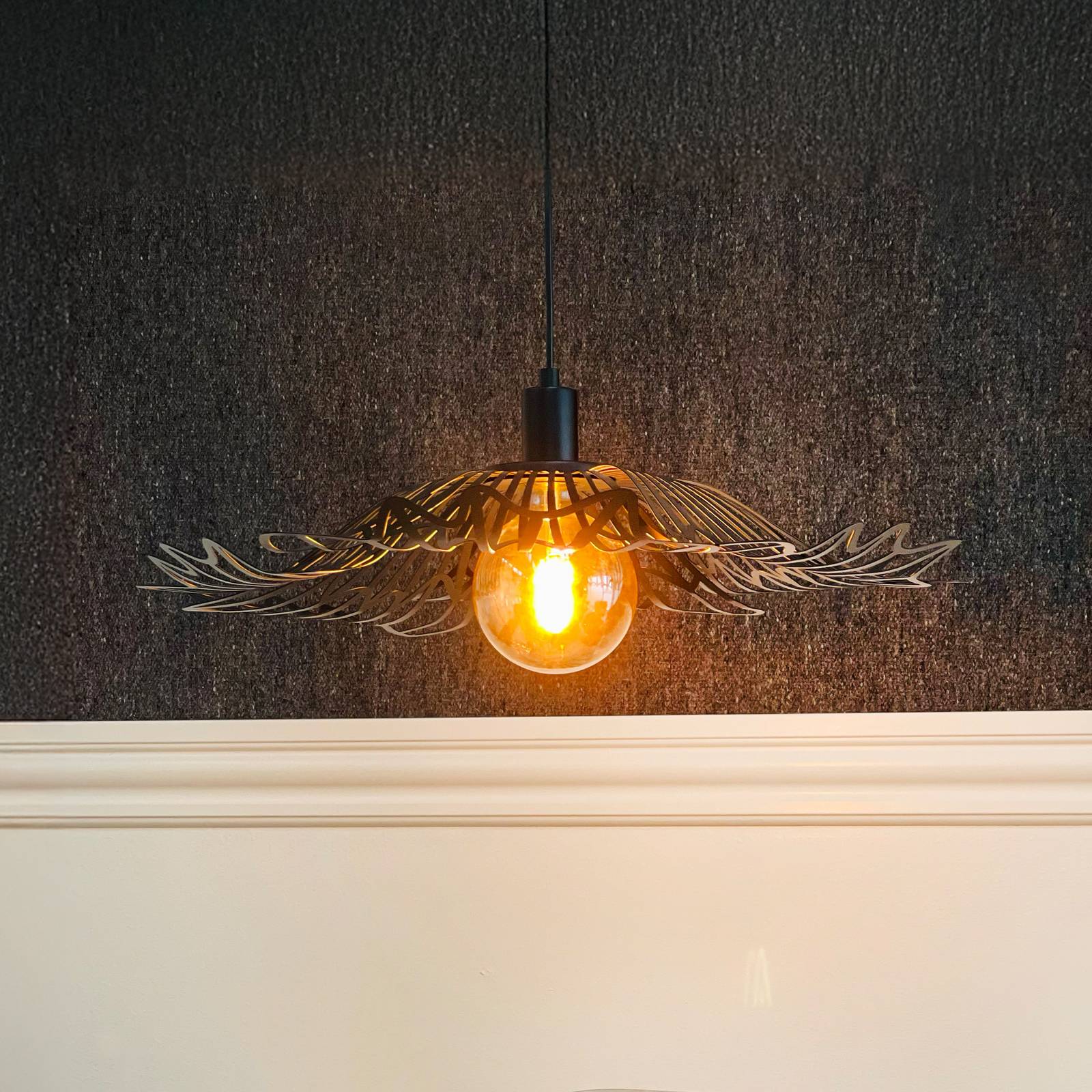 Dyberg Larsen Lampa wisząca designerska Flora, możliwość ściemniania, czarny, salon / jadalnia, metal, design