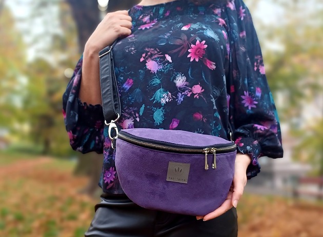 Zamszowa torebko nerka Fioletowa