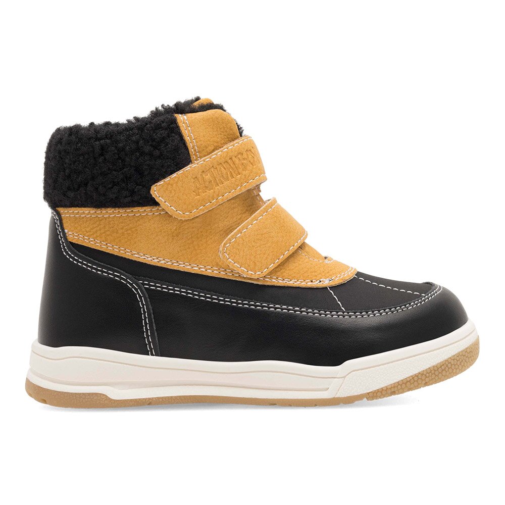 Trzewiki Action Boy CM221027-8