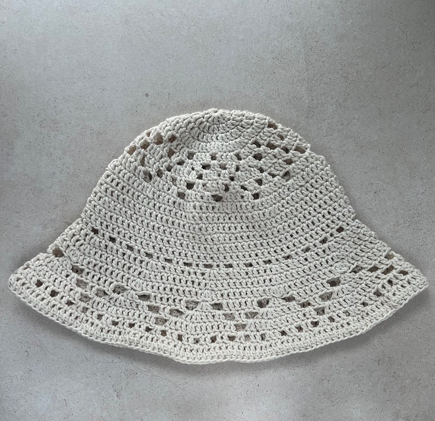Letni bawełniany ecru kapelusz ażurowy większy rozmiar