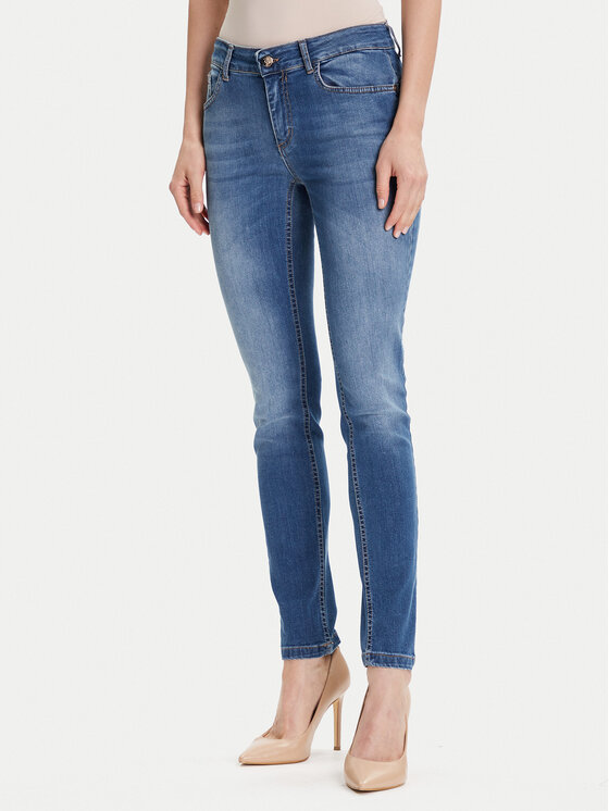 Rinascimento Jeansy CFC0126201003 Niebieski Slim Fit