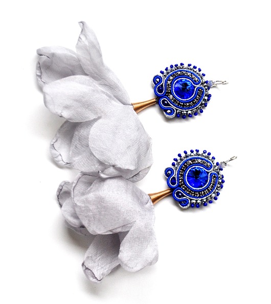 Sutaszowe kolczyki SAPHIR&GREY