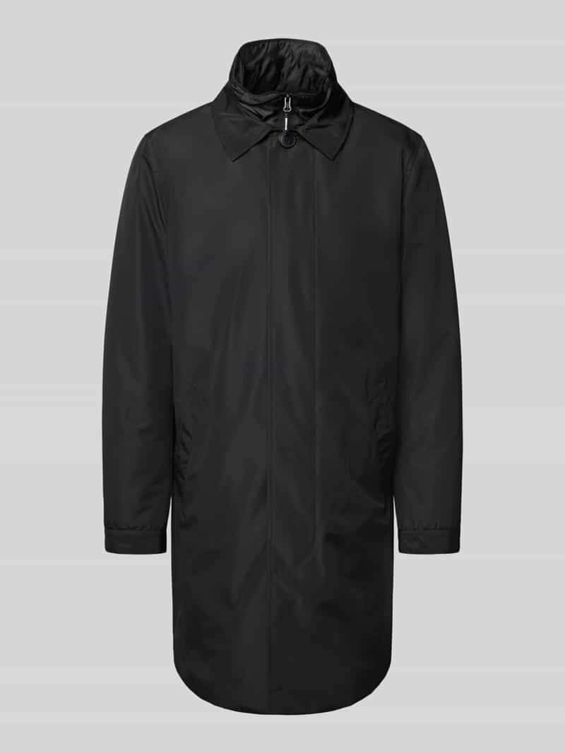 Płaszcz ze stójką i wpuszczanymi rękawami