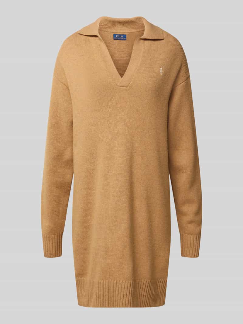 Sukienka wełniana z wyhaftowanym logo