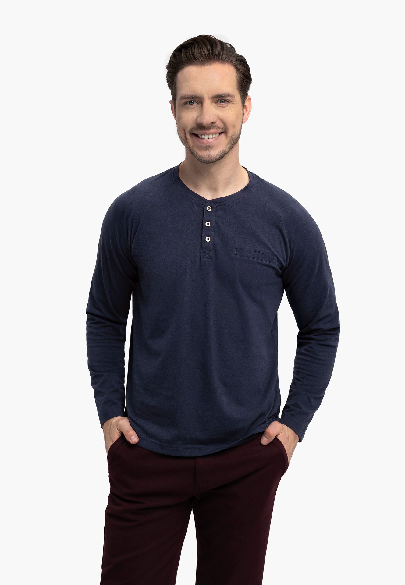 Longsleeve z dekoltem z guzikami L-CHARL