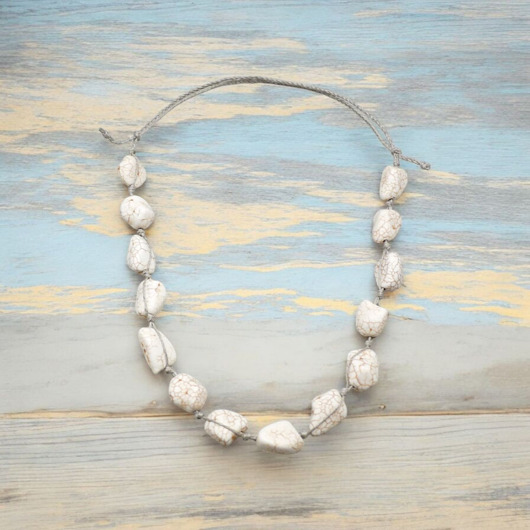 Howlit duży naszyjnik