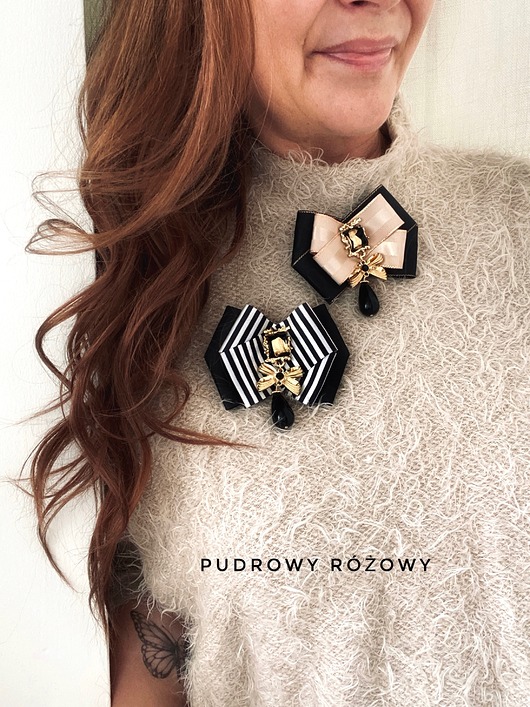 Brosza z ozdobą w stylu glamour z czarnymi kamieniami NEW