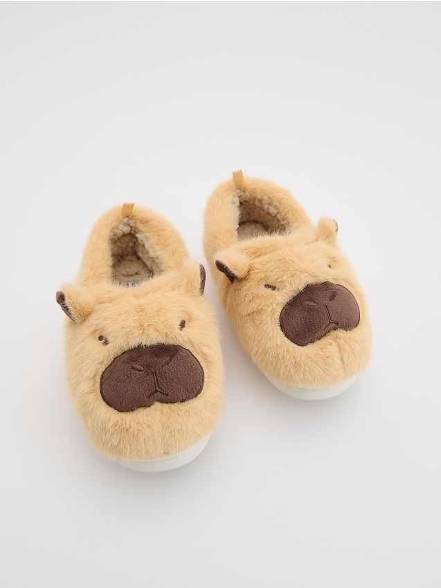 Reserved - Kapcie kapibara - brązowy