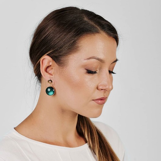 Złocone kolczyki perłowe na długim sztyfcie e19/1