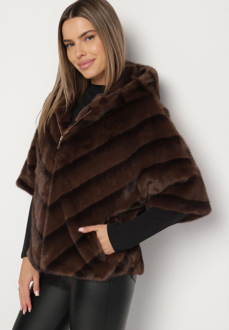 Brązowa Kurtka Futerko Oversize z Kapturem i Rękawami 3/4 Idanne