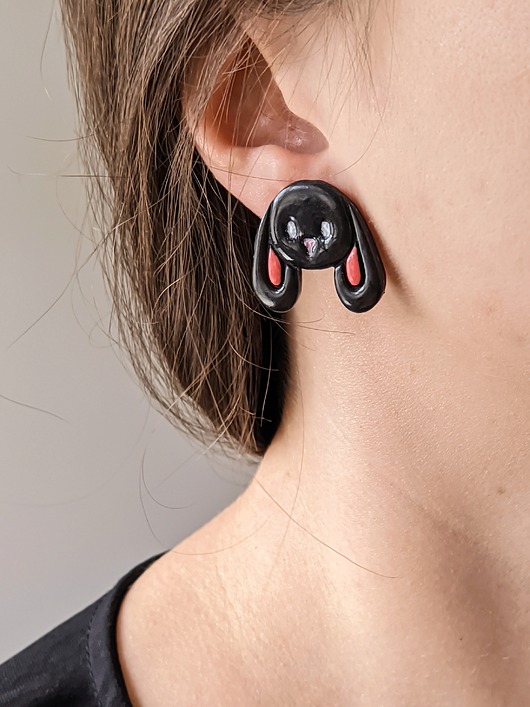 Kolczyki czarny króliczek, mroczny biżuteria dla gotki, gotycka biżuteria