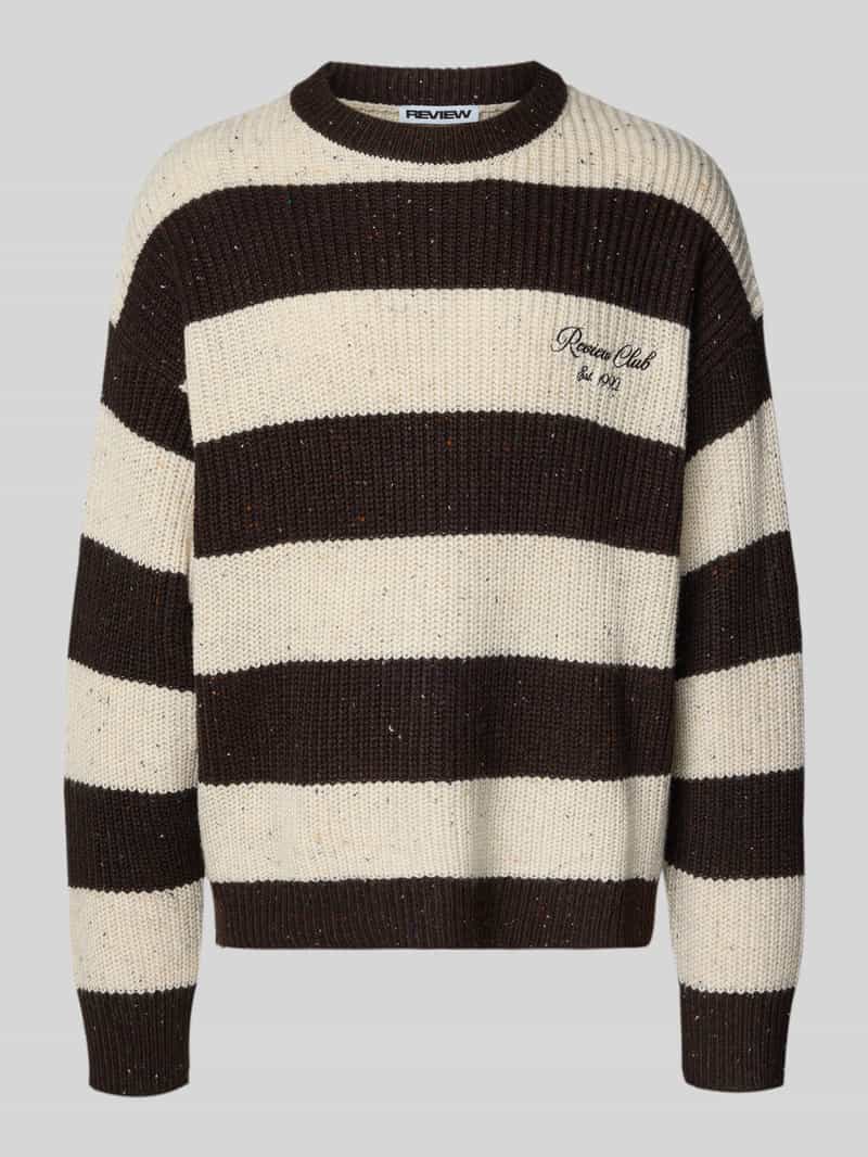 Sweter z dzianiny z wyhaftowanym logo