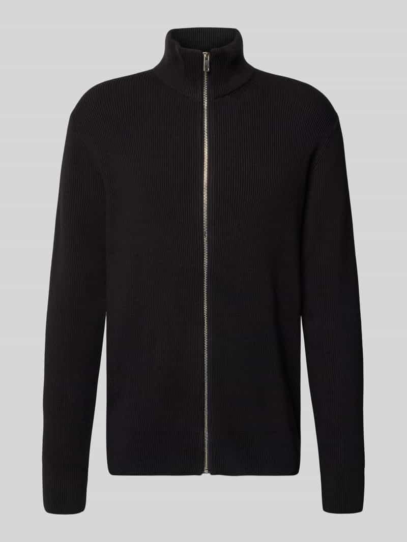 Sweter z dzianiny z kołnierzem