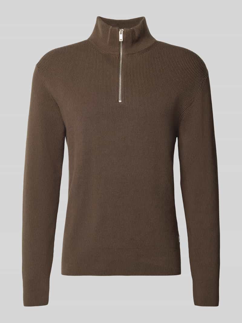 Sweter z dzianiny z kołnierzem