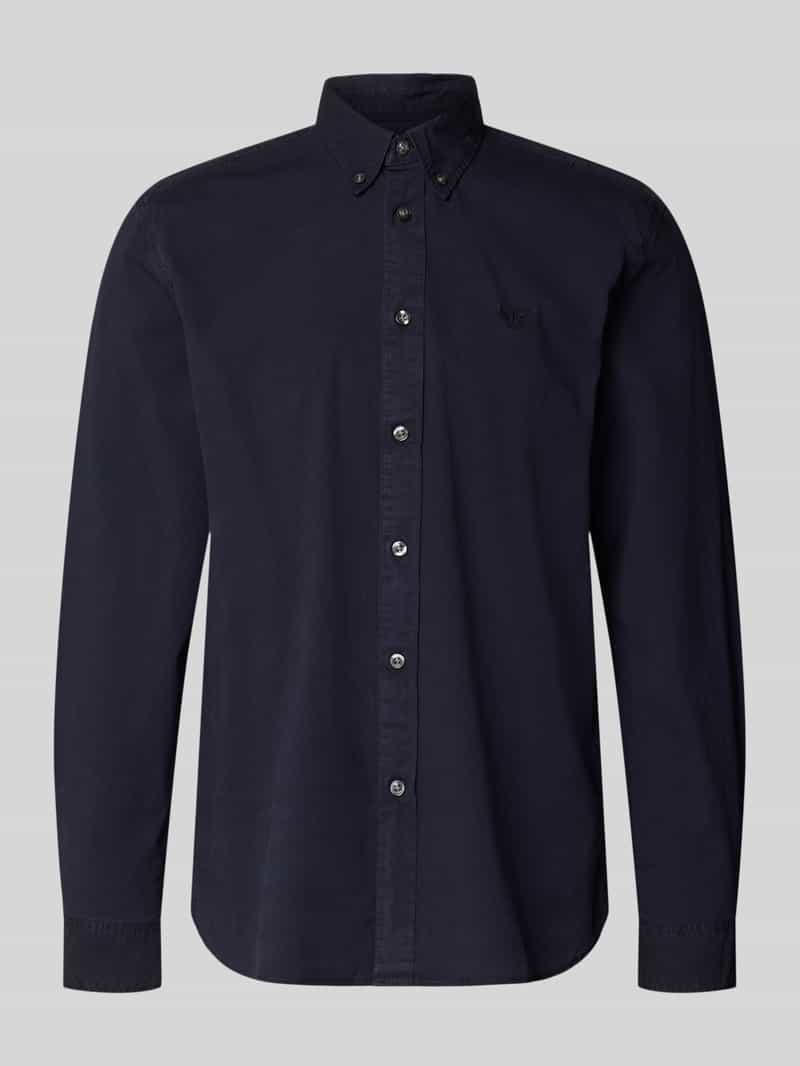 Koszula casualowa o kroju regular fit z kołnierzykiem typu button down
