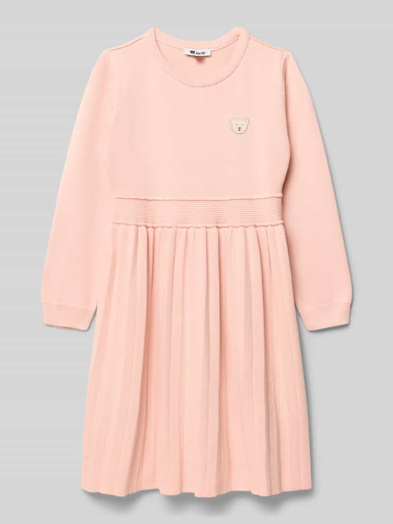 Sukienka z dzianiny z wyhaftowanym motywem