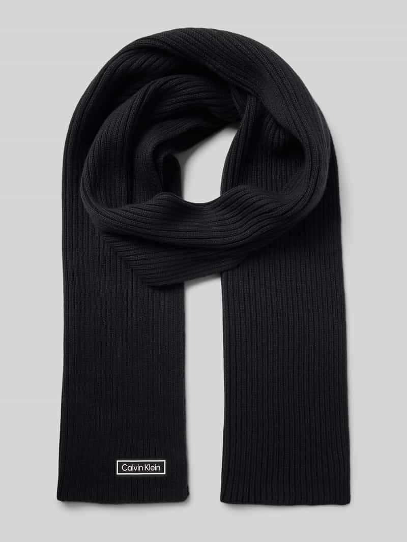 Szal z domieszką kaszmiru i naszywką z logo