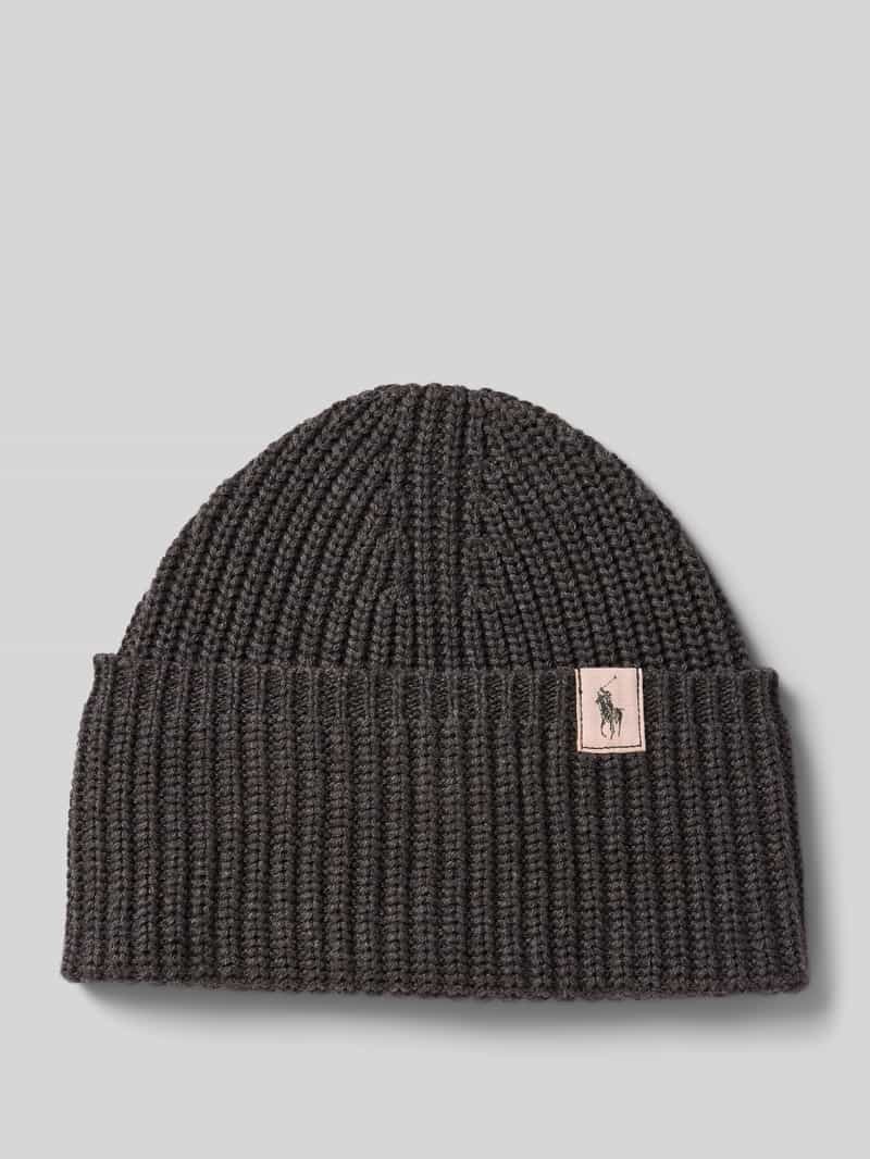 Czapka z dzianiny z detalem z logo