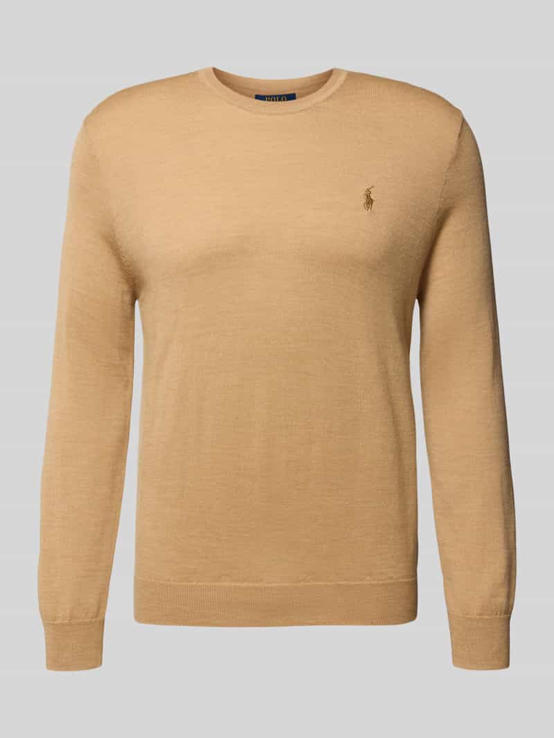 Sweter z dzianiny z wyhaftowanym logo