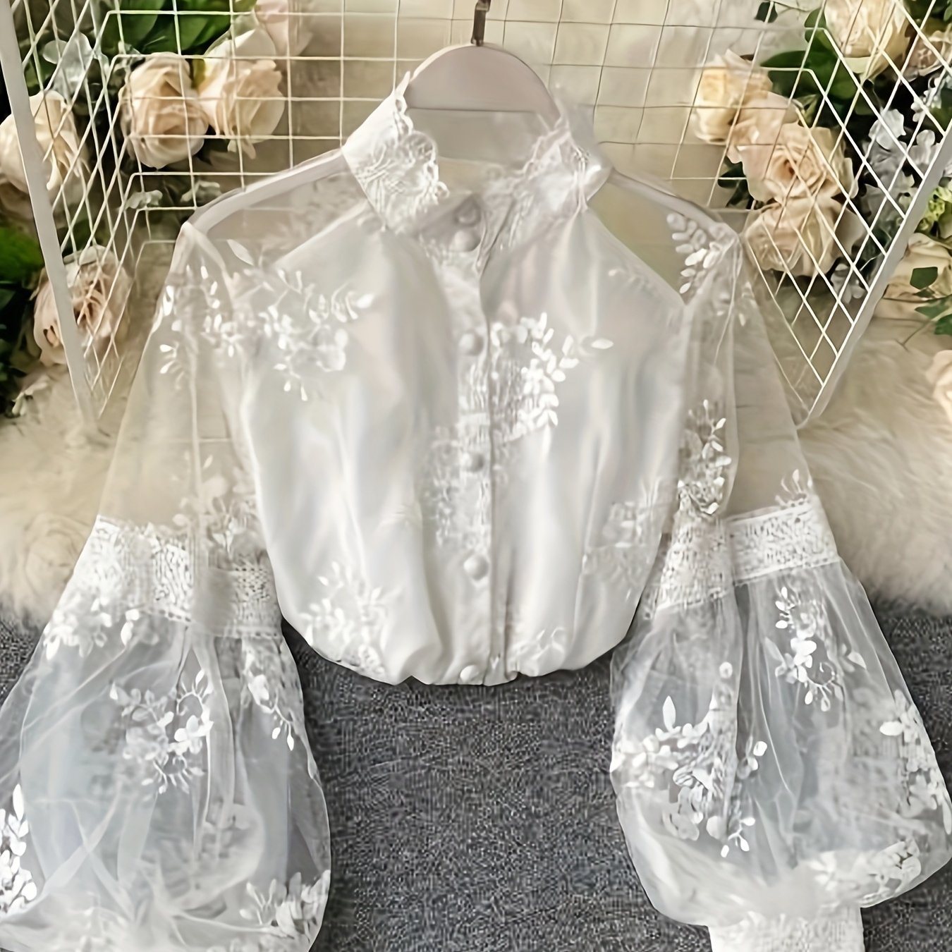 TEMU Elegancka Biała Koronkowa Bluzka z Guzikami - Francuski Styl z Wysokim Kołnierzem, Długie Rękawy, Falbanki na Mankietach i Koronkowe Detale,