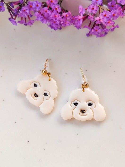 Kolczyki pieski pudelki z psim motywem dla miłośnika psów, w stylu boho