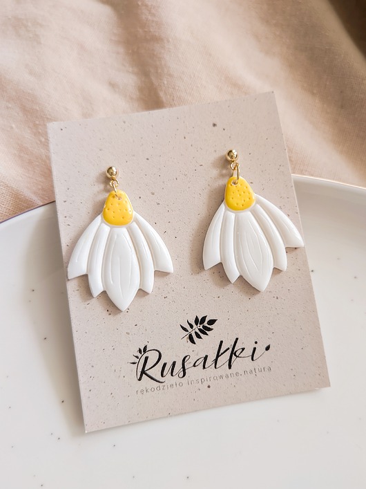 Kolczyki kwiaty Margerytki, Stokrotki, biżuteria w rustykalnym stylu