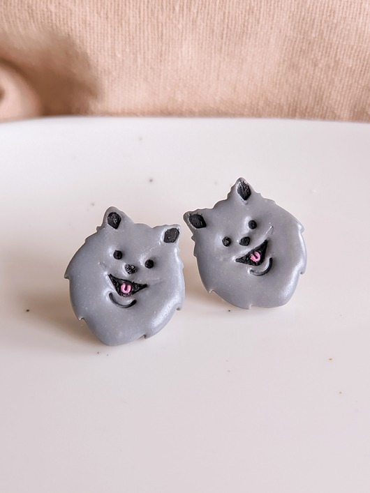 Kolczyki sztyfty pomeranian Szpic Miniaturowy biżuteria z szarym psem