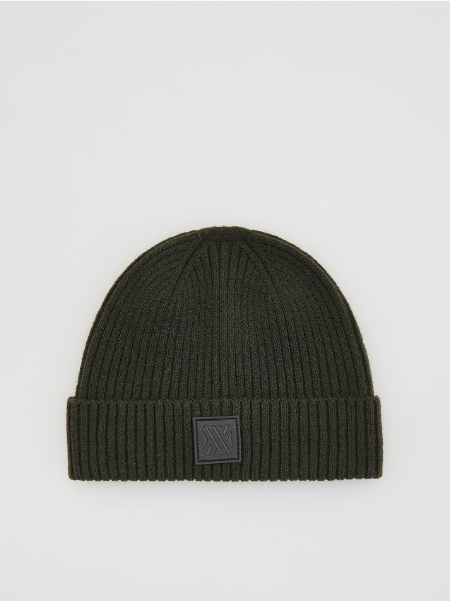 Reserved - Czapka beanie z naszywką - jasny zielony