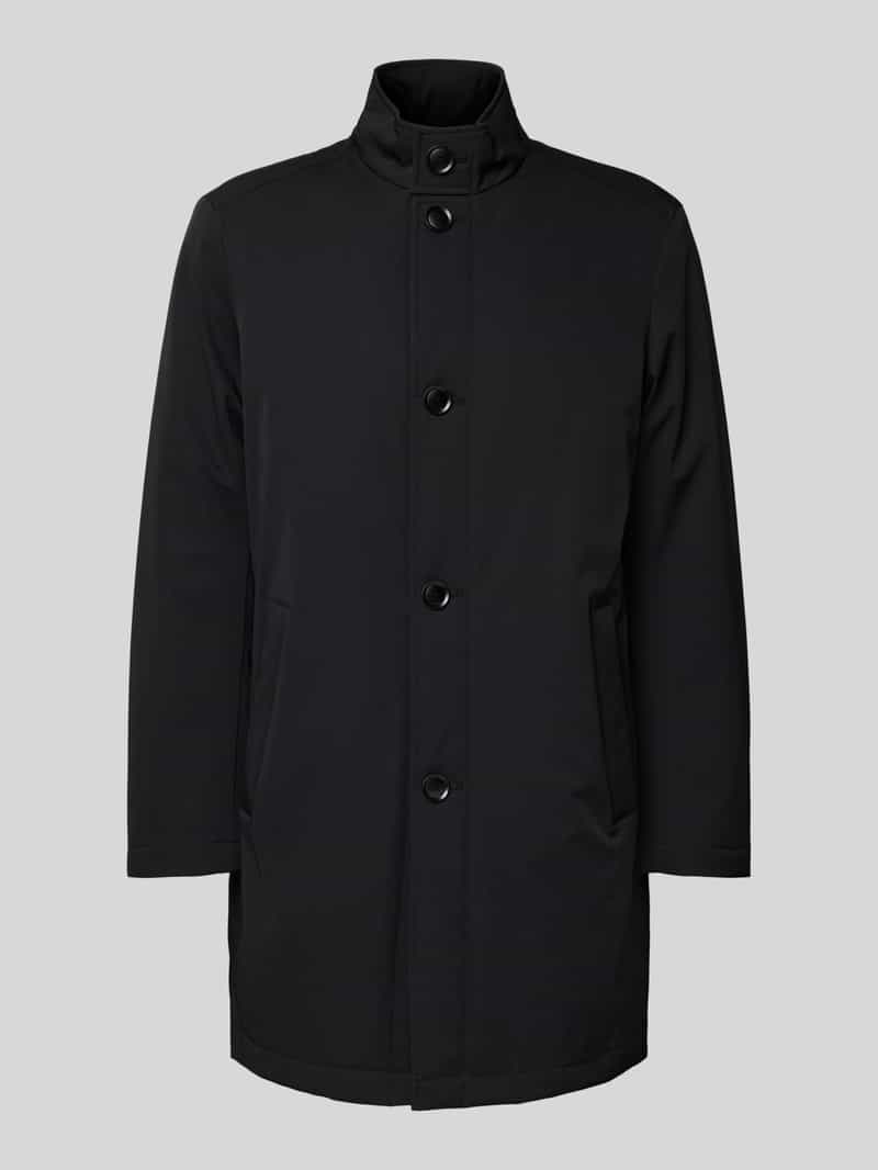 Krótki płaszcz ze stójką i wpuszczanymi kieszeniami