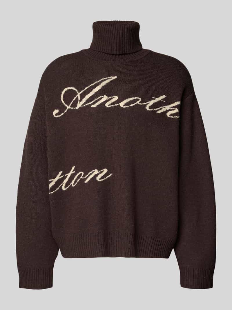 Sweter z dzianiny z golfem