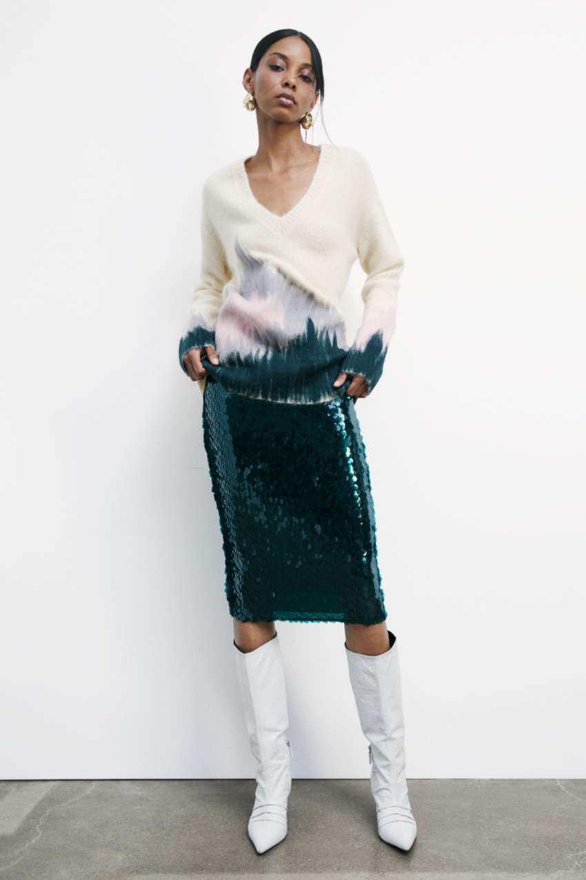 Tiulowa spódnica midi z cekinami