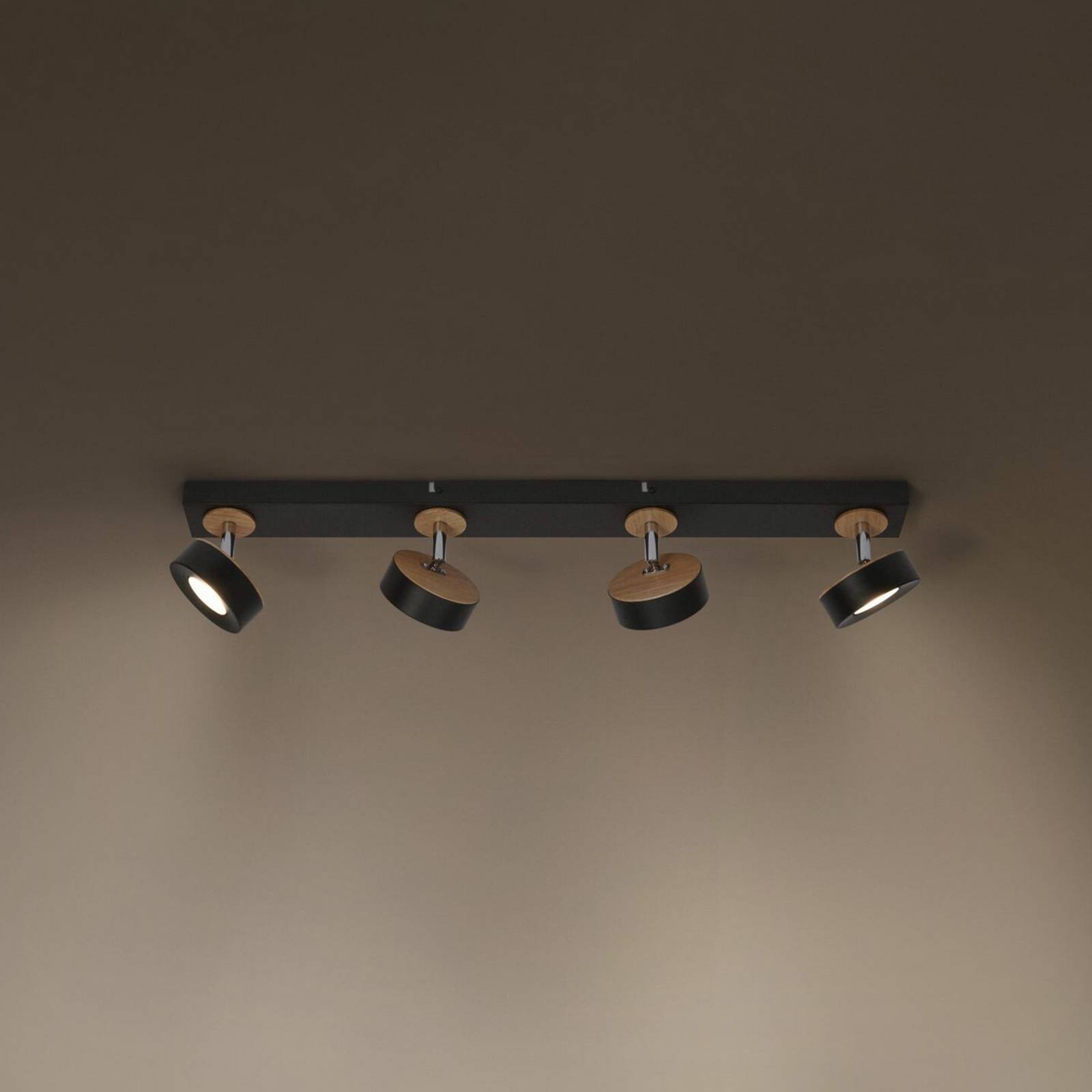 OSRAM Reflektor sufitowy LED PLUTO, czarny, 4 punkty świetlne, 3000 K PLUTO, czarny, salon / jadalnia, metal