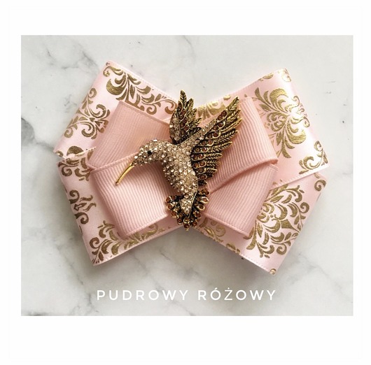 Brosza z Pudrowym Koliberkiem NEW