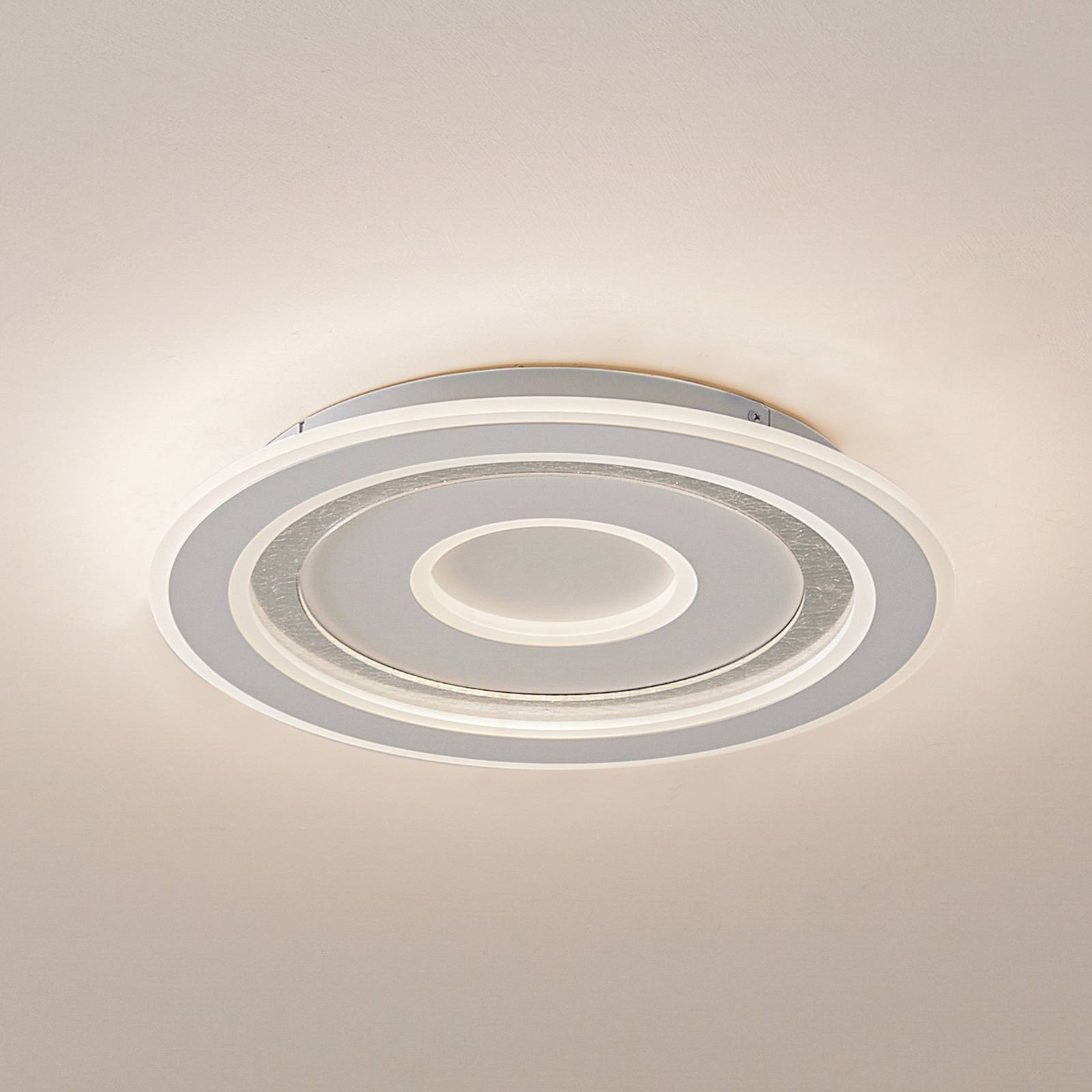 Lampa sufitowa LED Lorvik Lindby, możliwość ściemniania, biały / opal, salon / jadalnia, metal, nowoczesny