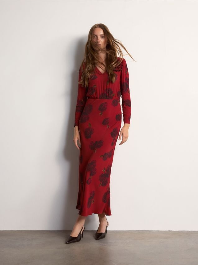 Reserved - Sukienka w kwiatowy wzór - czerwony